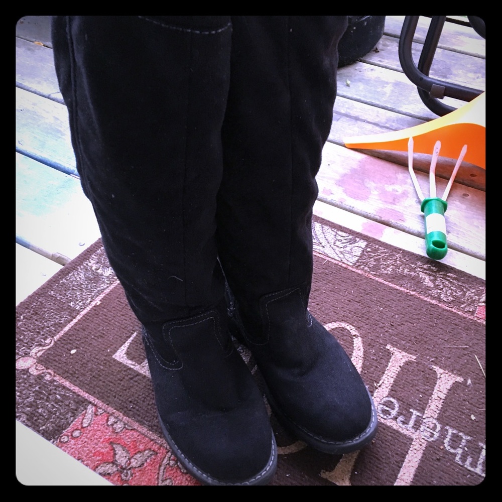 Cold weather boots from Victoria Secret.